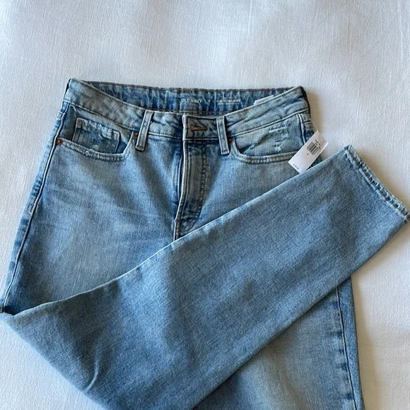 NWT Old Navy OG Straight Jeans - Size 6 - Picture 2 of 7